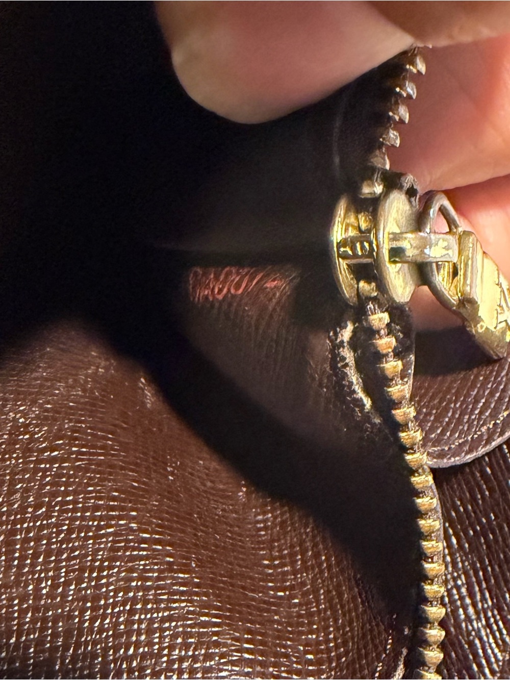 Louis Vuitton Convertible Wallet Crossbody - Picture 8 of 8